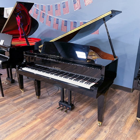 Kawai GM2 5' 2398112 Polished Ebony Grand Piano for sale in Waukegan, IL | Family Piano Co