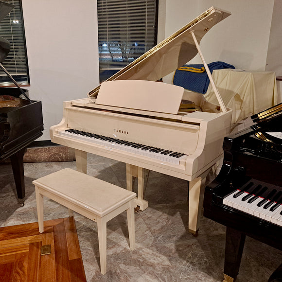 Yamaha Disklavier DGH1B 5'3 Polished White Player Grand Piano c1994 #B5250560 for sale near Chicago, IL - Family Piano Co
